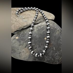 Southwestern Faux Navajo Pearl Silver Tone Costume Beaded Necklace